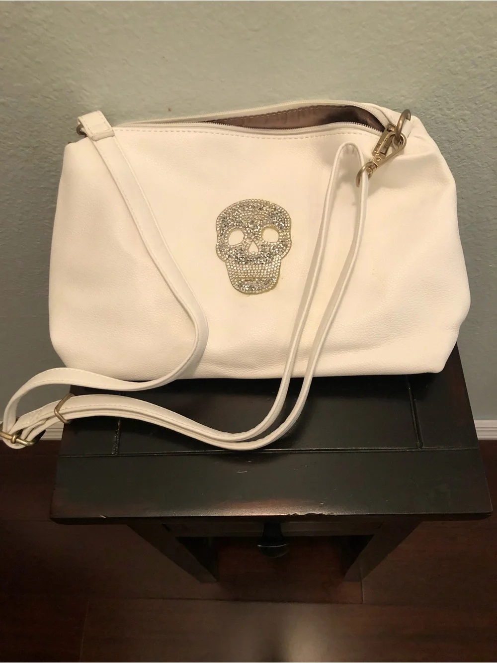 NWT Kimberley Model White Crystal Skull Tote & Crossbody Set Shoreditch - AS IS